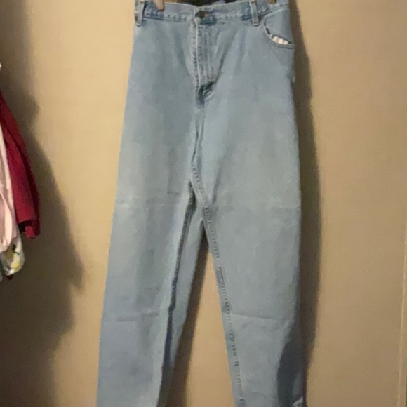 Faded Glory Men's Relaxed Light Blue Jeans - Picture 1 of 5